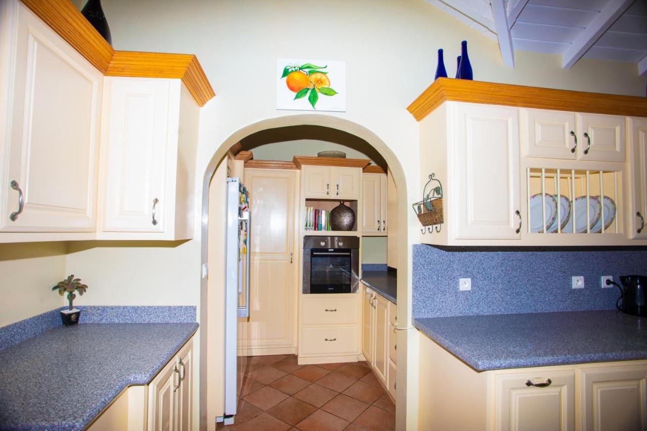 Spacious Villa With Ocean And Mountain View-4 Beds Cul de Sac Exterior foto